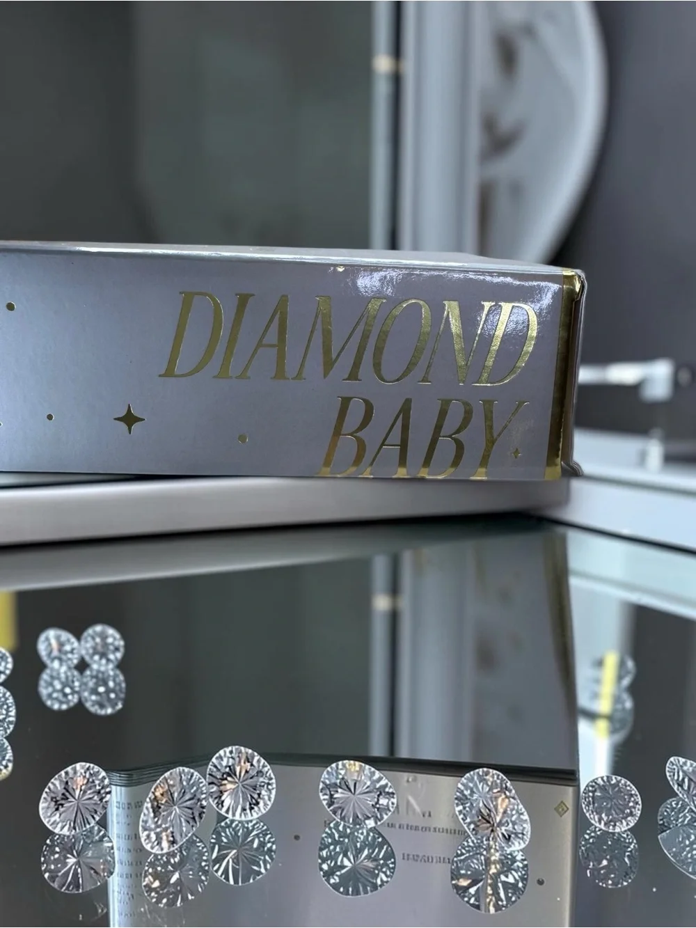 TRULY Diamond Baby Firm & Illuminate Body Serum - Pearlescent